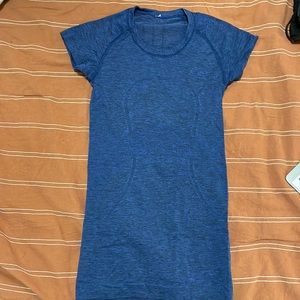 Short sleeve blue lululemon swiftly size 2